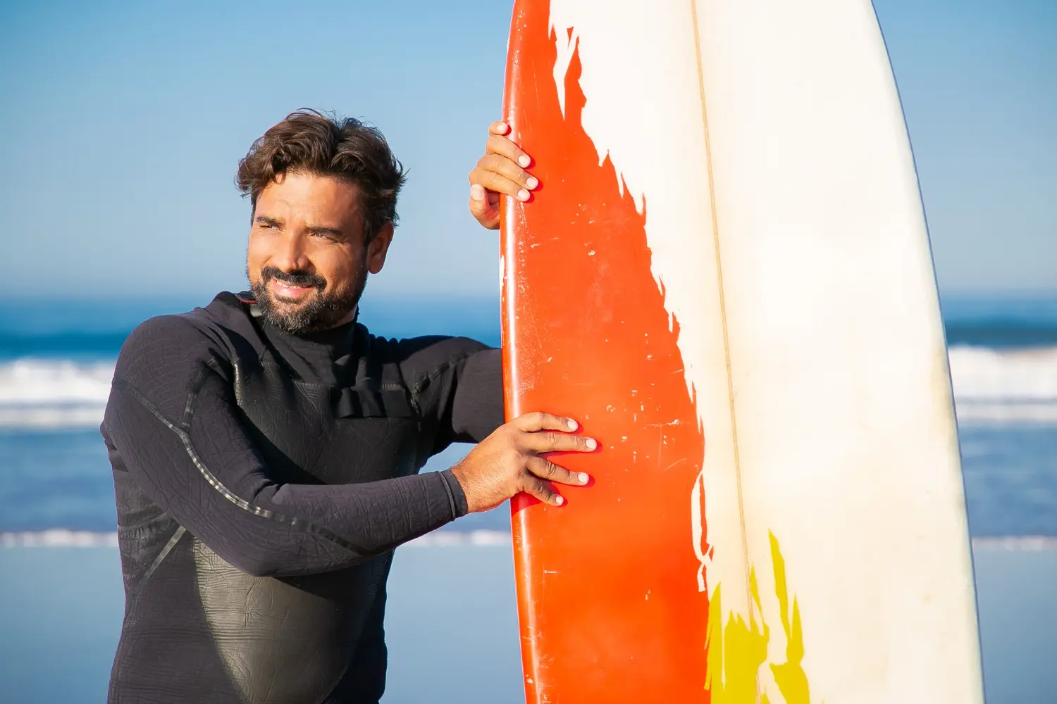 jak dbać o deskę surfingową