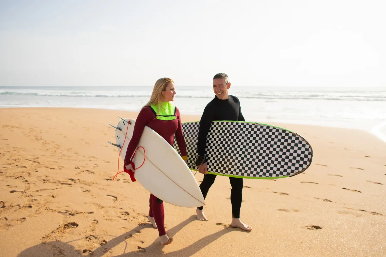 Surf camp dla pary – czy to dobry pomysł?